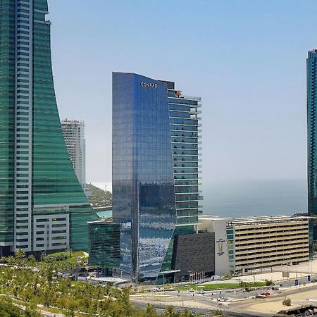 Conrad Bahrain Financial Harbour Hotel Манама Екстериор снимка